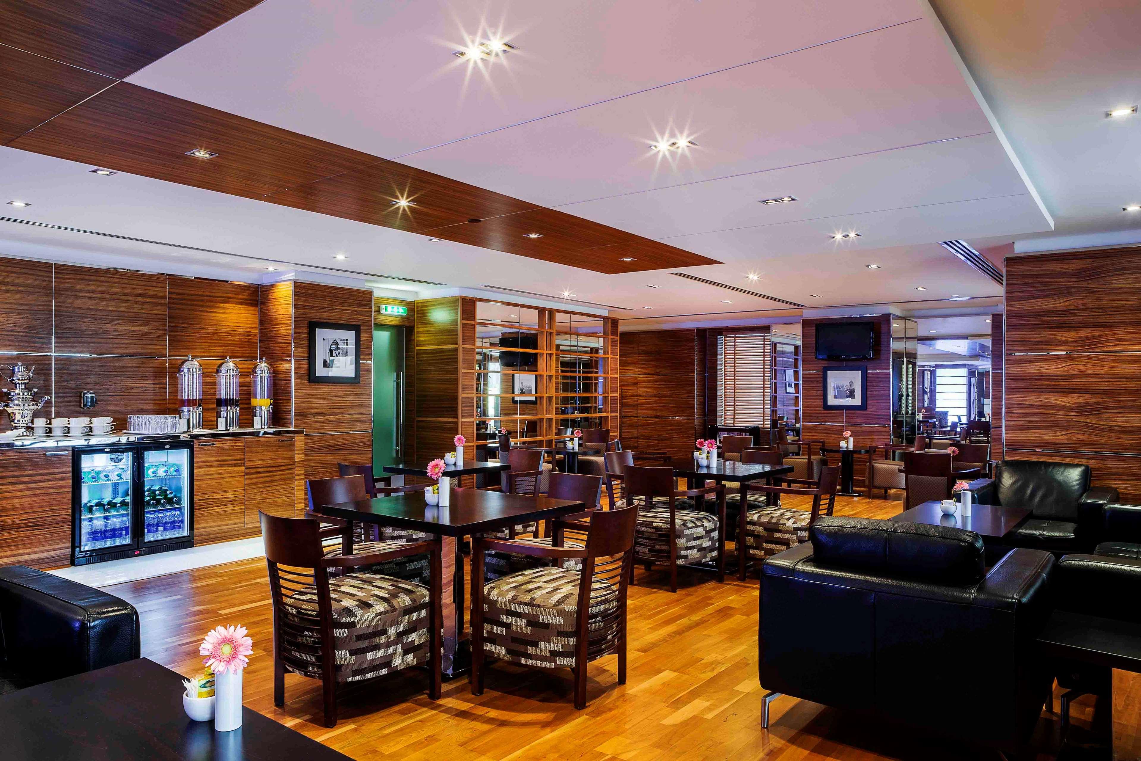 Hilton The Walk 4*